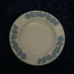 Vintage Wedgwood ashtray 6”